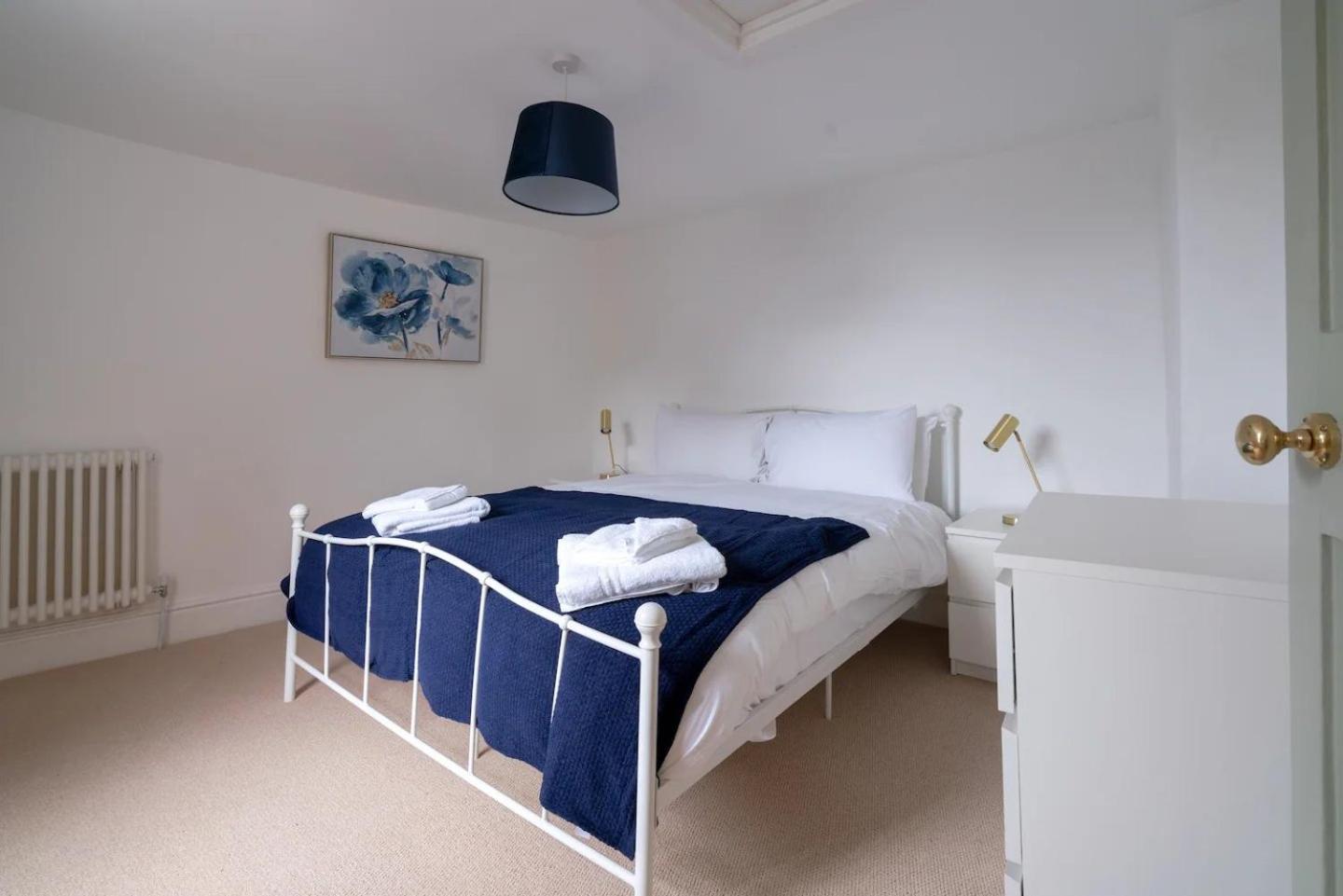 Villa Pass The Keys Stylish Grade II Listed House à Cheltenham Extérieur photo