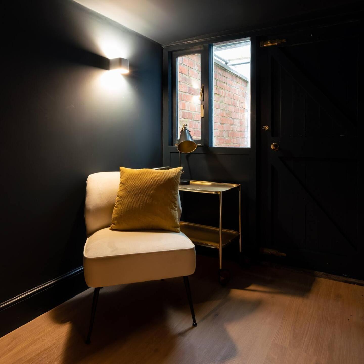 Villa Pass The Keys Stylish Grade II Listed House à Cheltenham Extérieur photo