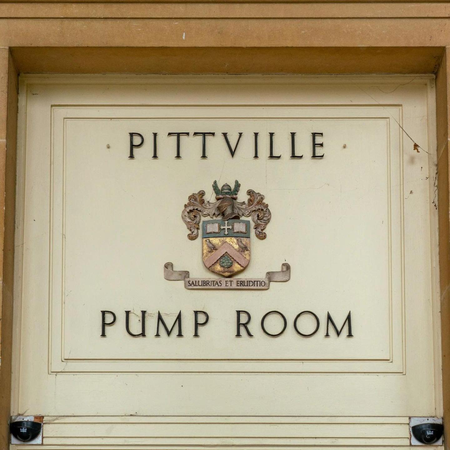 Villa Pass The Keys Stylish Grade II Listed House à Cheltenham Extérieur photo